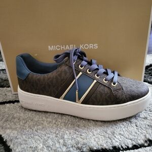 Micheal Kors Tennis Shoes